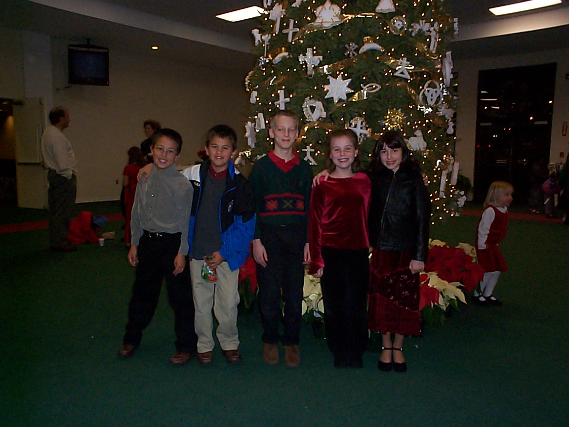 ./2003/Alison Recital/AlisonRecital12-7-03-0010.JPG